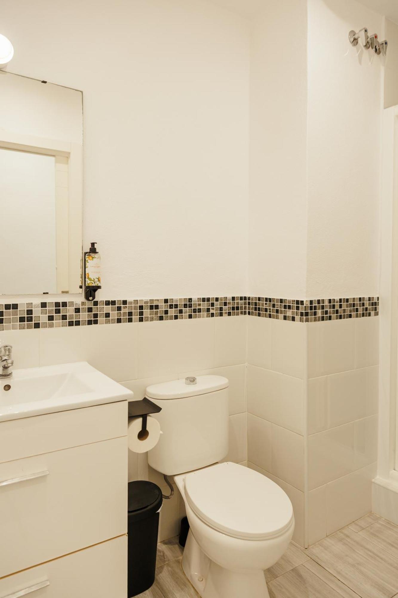 Astuto 21 Suites - Adults Only 赫雷斯 外观 照片